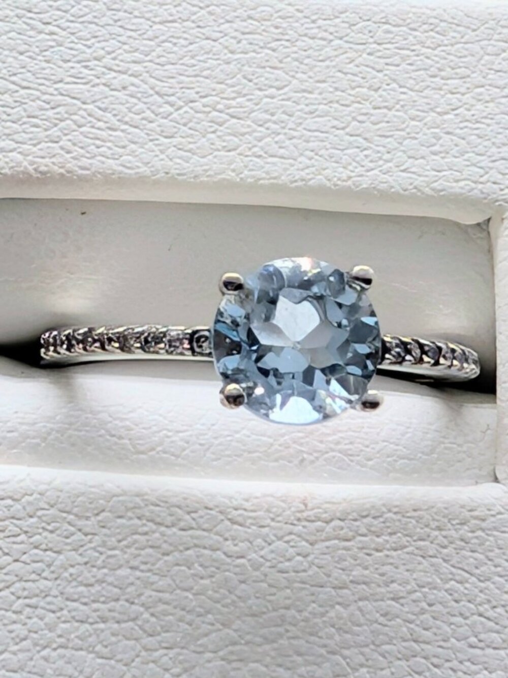 NEW Genuine Diamond and Blue Topaz Ring